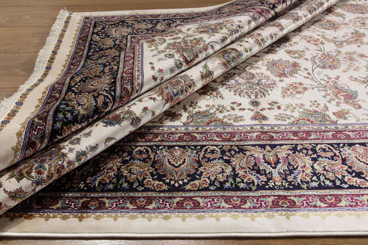 Kilimas Qum 2104A Cream-Navy 4